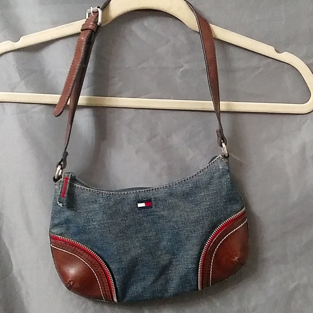 Tommy Hilfiger Shoulder Bag